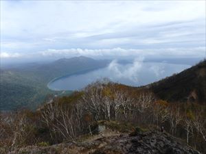 第一見晴らし台から見える支笏湖の様子です。