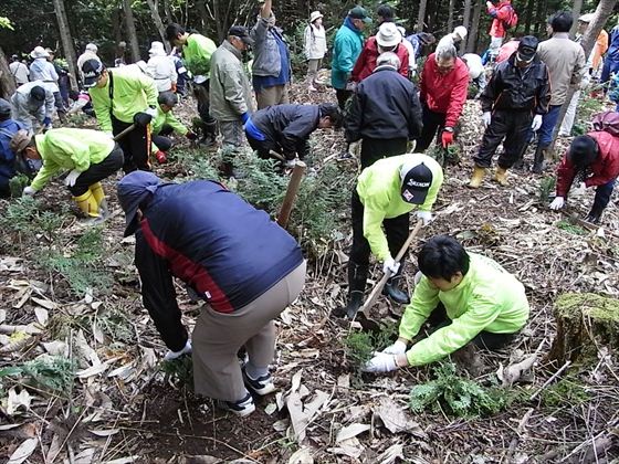 檜山古事の森10周年記念植樹祭