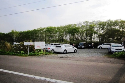 駐車場は満車状態