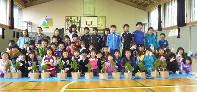 名寄市風連東小学校・風連・桜幼稚園森林教室