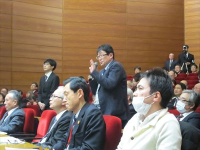 熱心な質問が次々と