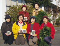 額田林業クラブ女性部のメンバー
