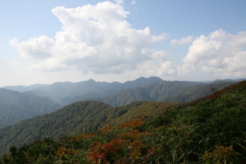 山頂からの景色（二ツ森を望む）