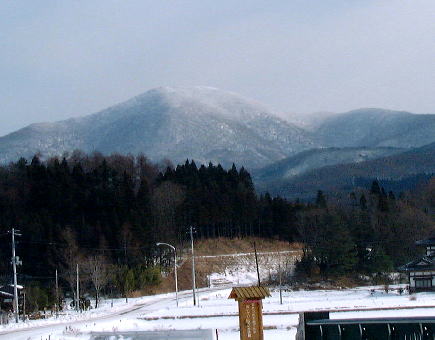 六角牛山の全景