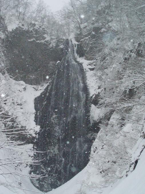 くろくまの滝（冬）