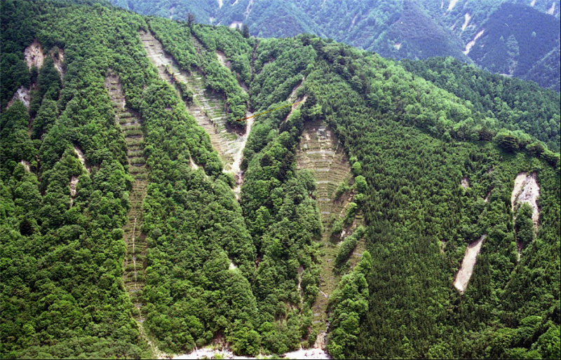 施工後（越田沢地区　平成１４年）