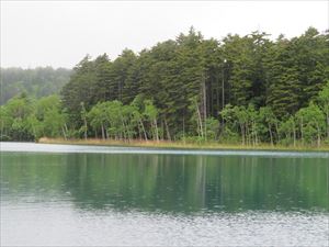 野営場側からのオンネトーの風景