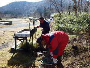 水飲み場の撤収作業