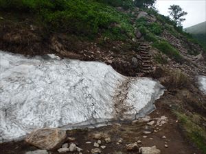 雪が消えるまでもう少しです。