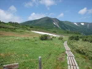 緑岳の雪渓