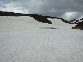 上中6.18⑰残雪の赤石川