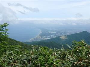 山頂から見える石狩湾の様子