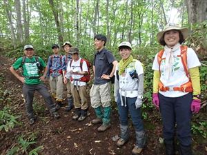 登山ルールとマナーの啓発活動を行いました。