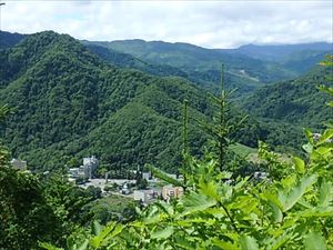 見晴台から見える定山渓温泉街の様子です。