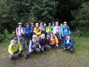 元山コースから入山した中央登山・南登山部会の合同会の皆さまです。