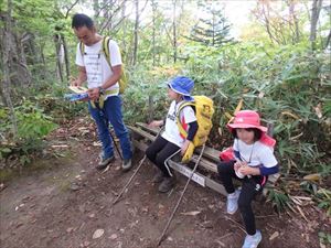 岩戸公園コース入山口の様子