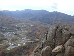 山頂から見た札幌岳方面の様子