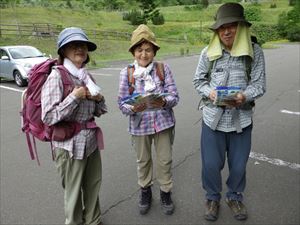 駐車場でお会いした方々です。