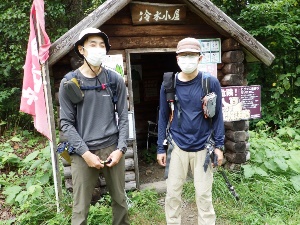 札幌岳冷水小屋前でお会いした方々