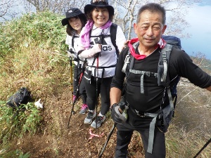 山頂手前でお会いした方々