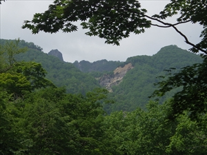 入林口から見える恵庭岳山頂方面