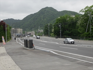 朝日岳（標高598m）の風景