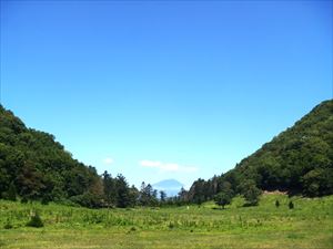 大平原からは羊蹄山が見えています。