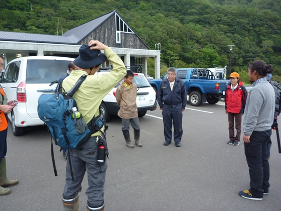 登山道を管理する関係者の集まり