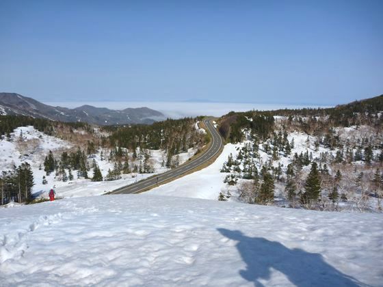 この時期の散策は、景色や雲海状況など散策シーズンとは異なる背景が楽しめます