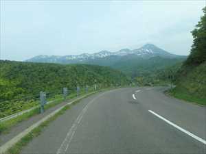 知床連山の残雪状況