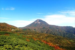 展望台からの羅臼岳