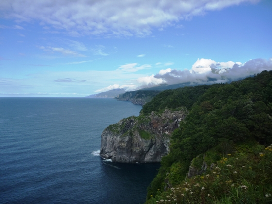 オホーツク海と知床連山