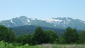 町道から撮影した暑寒別岳