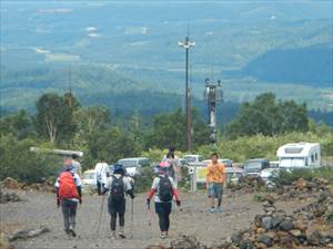 望岳台歩道入口において、例年と余り変わらない利用状況に感じます