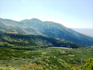 三段山からの富良野岳