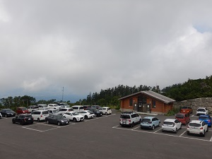 十勝岳温泉駐車場