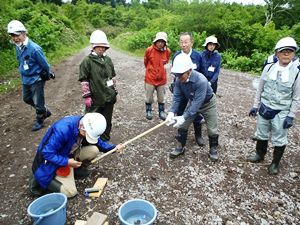 鎌研