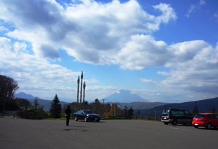 国道230号線中山峠と羊蹄山