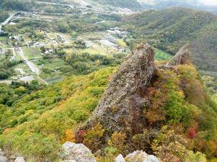 「八剣山」頂上からの風景