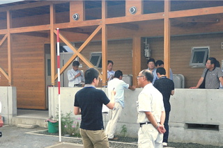 地域材によって建てられた市営住宅見学会