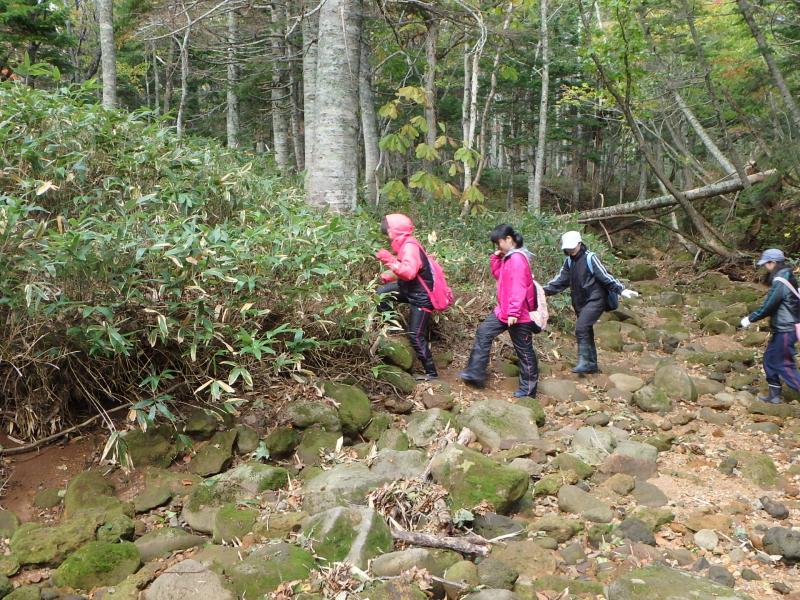 7日涸れ沢渡り