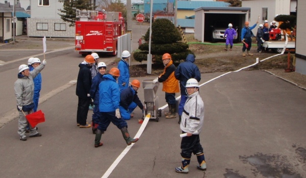 林野火災空中消火訓練を行いました