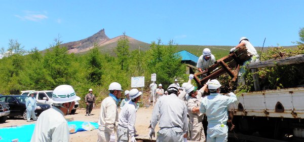 駒ヶ岳6合目駐車場の整備