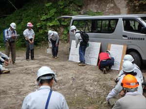 各班から検討内容の発表