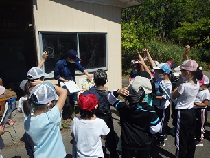 低学年グループ：最終クイズは低学年全員で挑戦