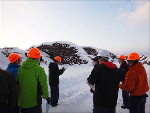 これらの原木が製品になるまでにはもうしばらく時間がかかります