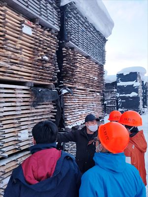 昭和木材(株)高橋専務にご説明いただきました