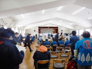 銘木市会場の様子