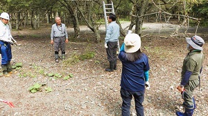 長山顧問より指導を受ける参加者