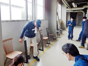 見学の最中も職員からの質問に丁寧に回答していただきました。